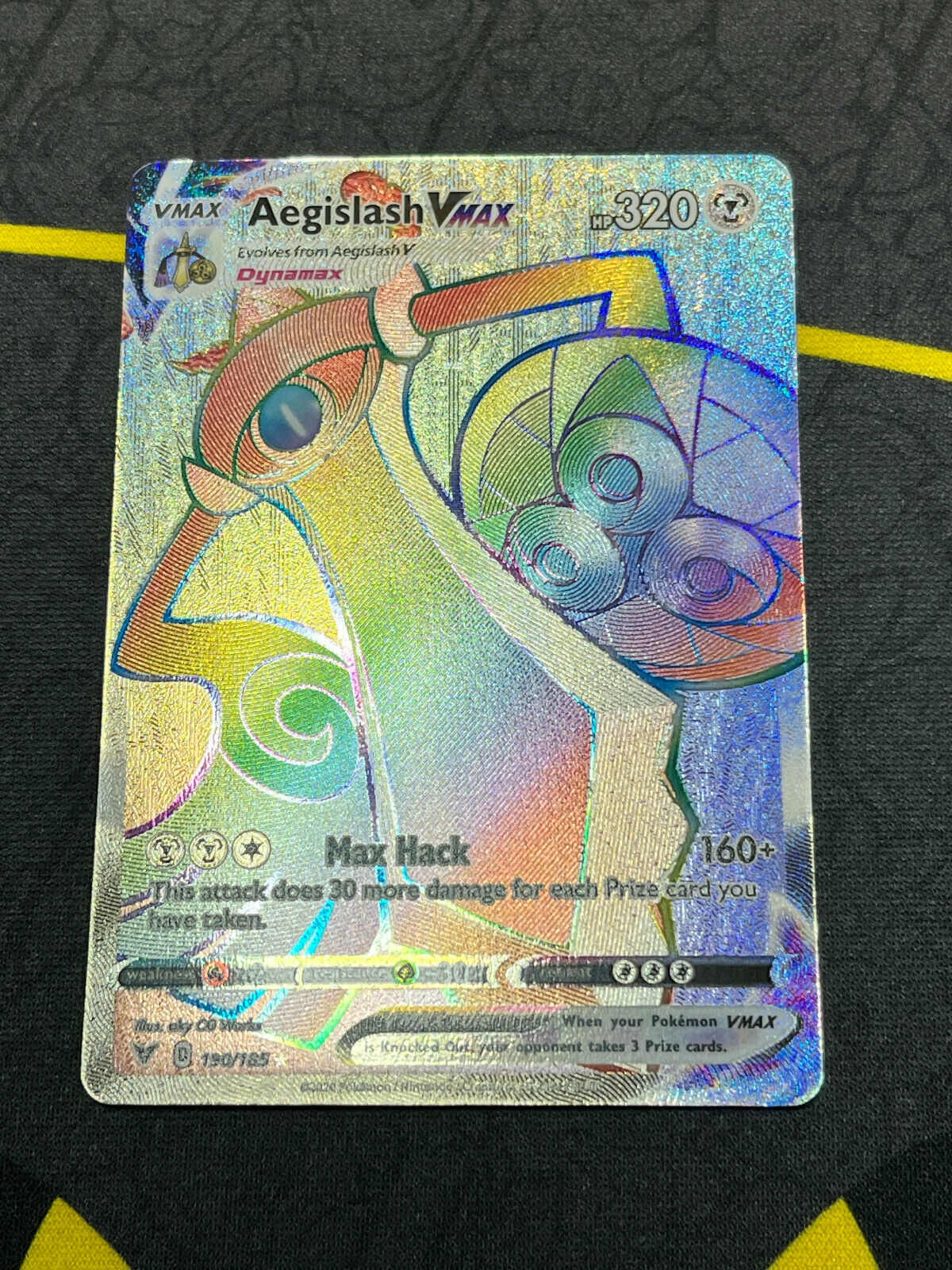Pokémon (2020) Vivid Voltage Aegislash Vmax Rainbow Rare 190/185 NM