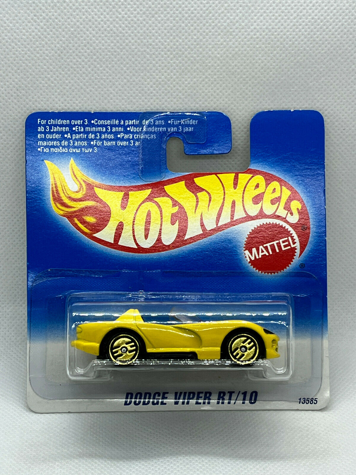 1995 Hot Wheels Dodge Viper RT/10 Yellow Short Card Rare With Protector