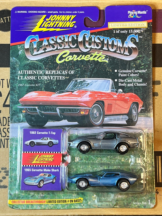 1996 Johnny Lightning Classic Customs 1982 Corvette T-Top & 1965 Mako Shark NIP